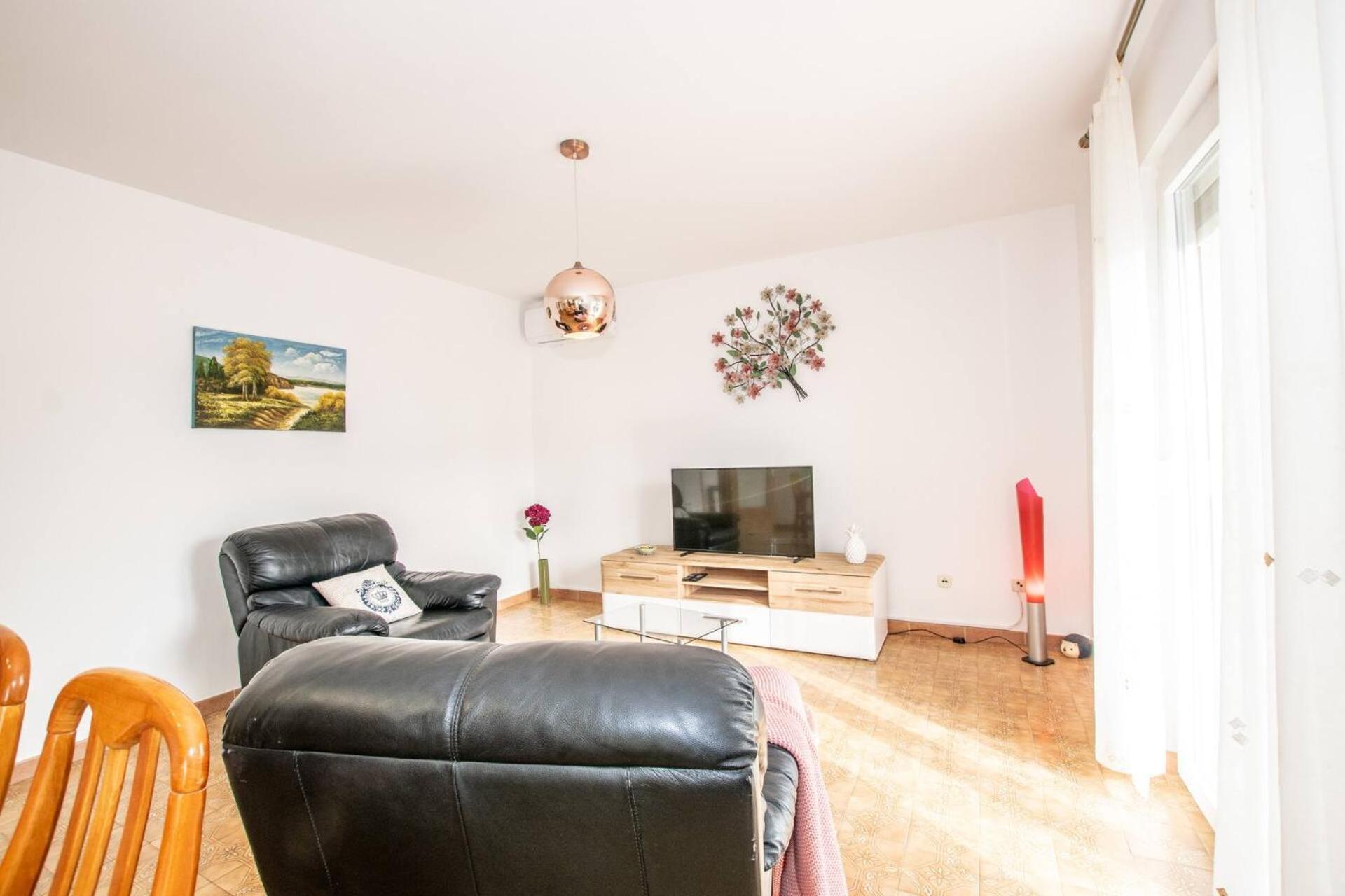 Family House With 2 Apartments - Irma Медулин Екстериор снимка