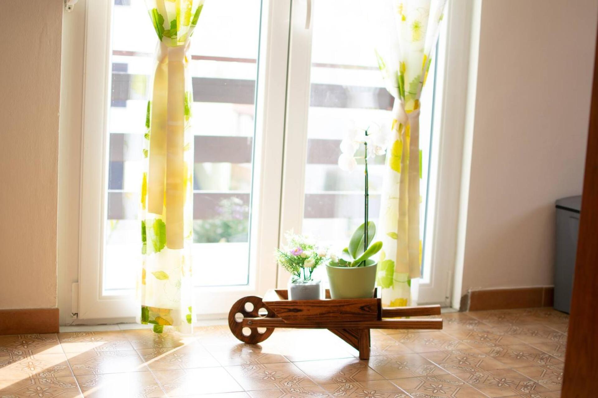 Family House With 2 Apartments - Irma Медулин Екстериор снимка