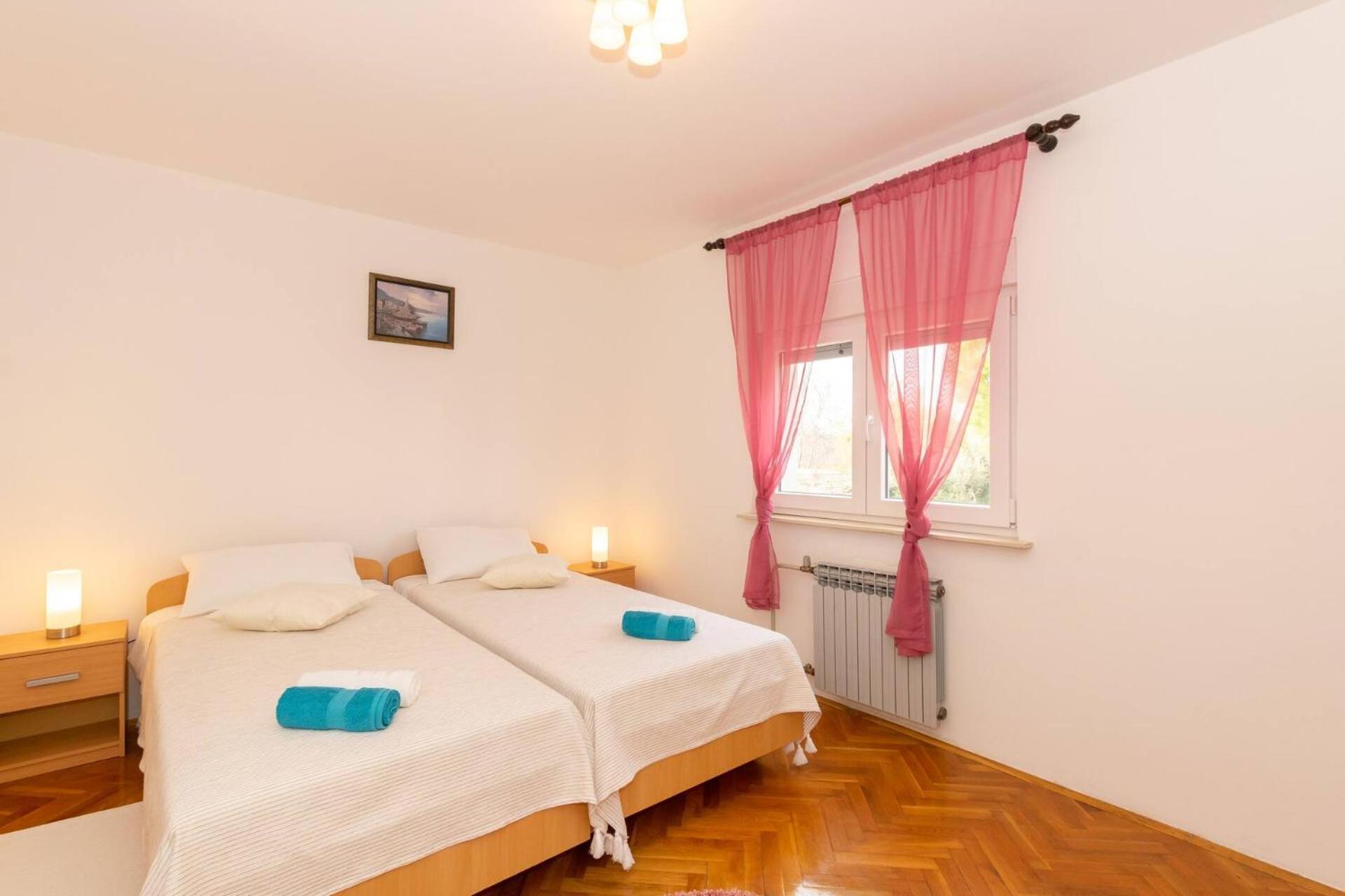 Family House With 2 Apartments - Irma Медулин Екстериор снимка