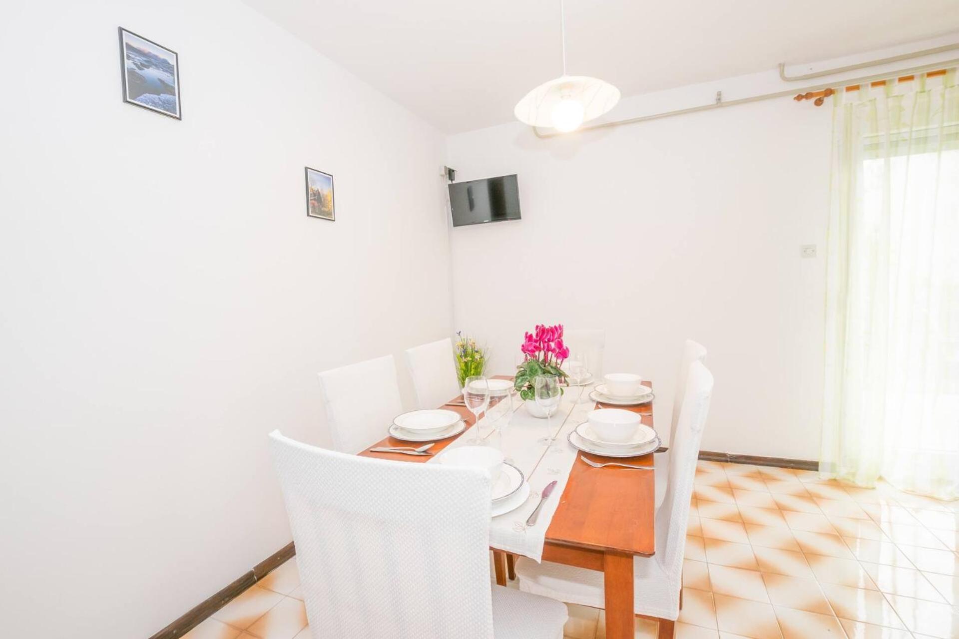 Family House With 2 Apartments - Irma Медулин Екстериор снимка