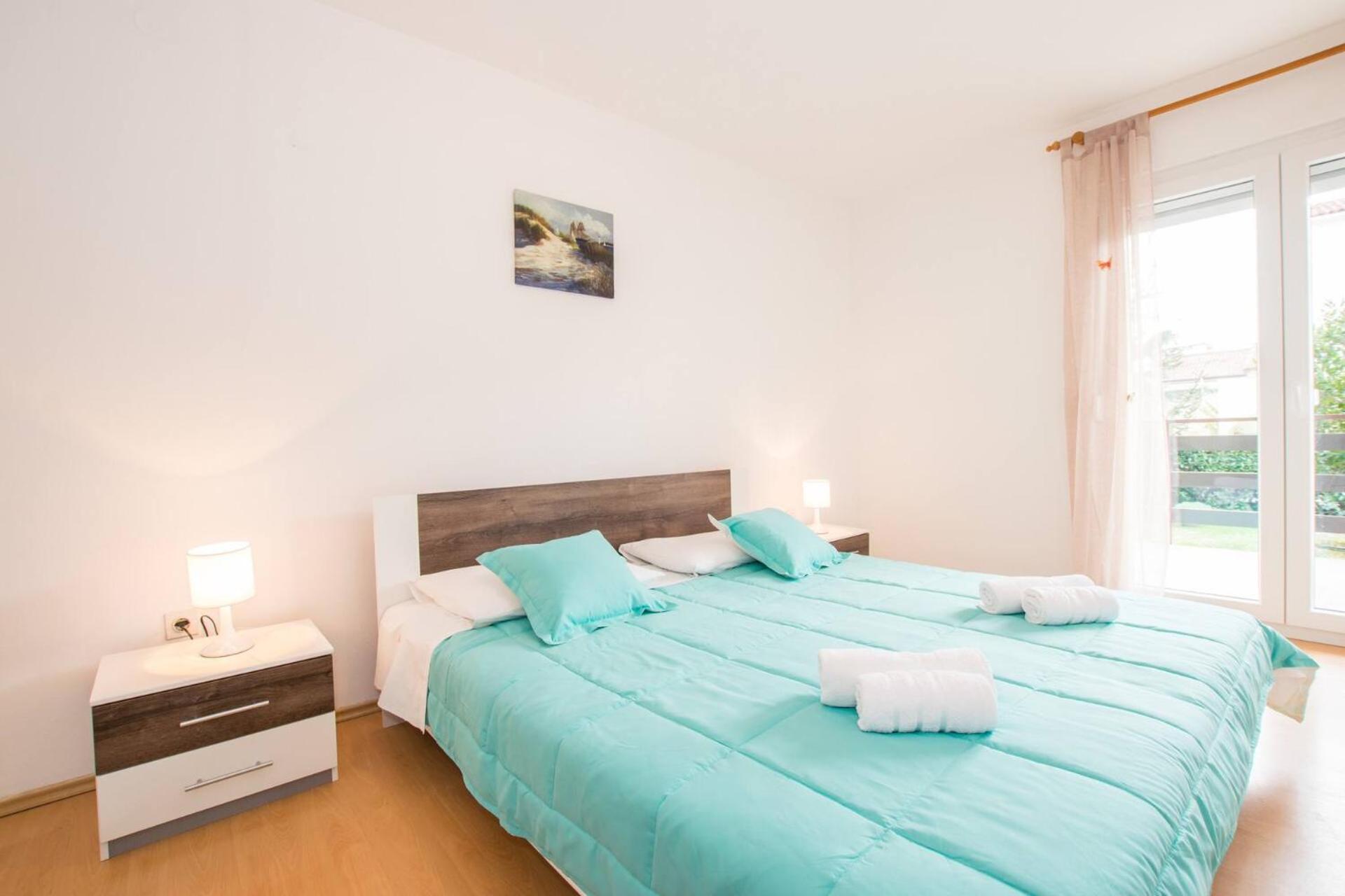 Family House With 2 Apartments - Irma Медулин Екстериор снимка